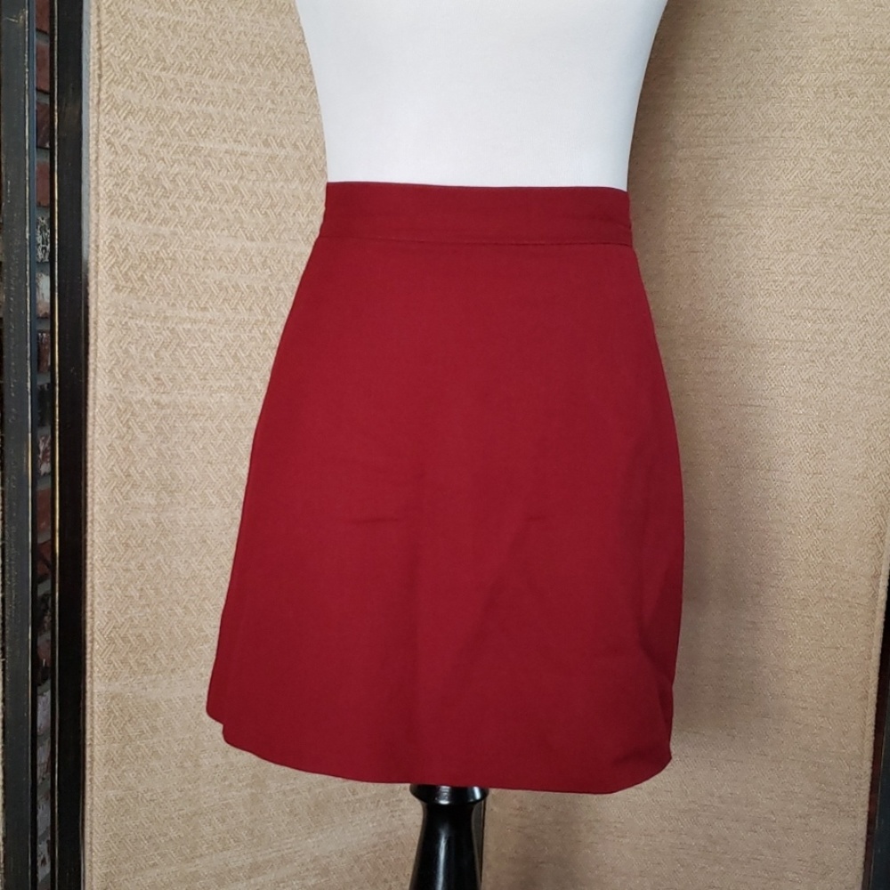 BEBE San Francisco vintage scarlett skirt